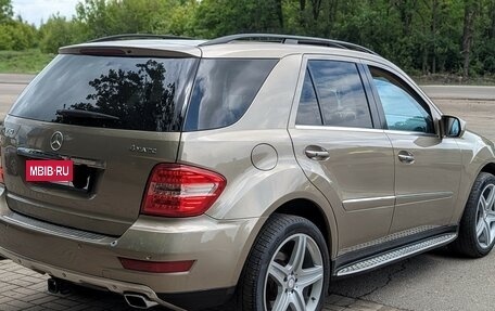 Mercedes-Benz M-Класс, 2010 год, 1 350 000 рублей, 6 фотография