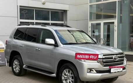Toyota Land Cruiser 200, 2019 год, 7 800 000 рублей, 3 фотография