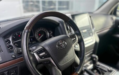 Toyota Land Cruiser 200, 2019 год, 7 800 000 рублей, 20 фотография
