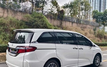 Honda Odyssey IV, 2021 год, 2 300 000 рублей, 3 фотография