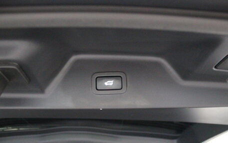 Land Rover Range Rover IV рестайлинг, 2014 год, 4 690 000 рублей, 36 фотография