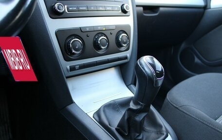 Skoda Octavia, 2012 год, 950 000 рублей, 13 фотография