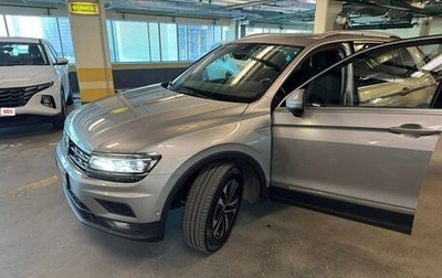Volkswagen Tiguan II, 2019 год, 2 500 000 рублей, 1 фотография