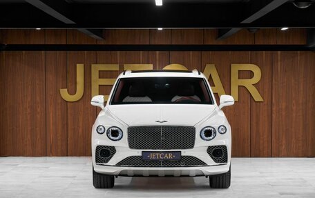 Bentley Bentayga I, 2022 год, 25 000 000 рублей, 4 фотография