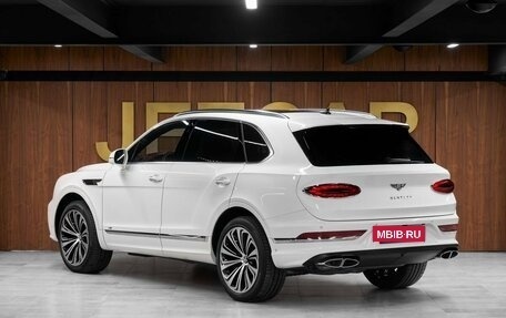 Bentley Bentayga I, 2022 год, 25 000 000 рублей, 8 фотография