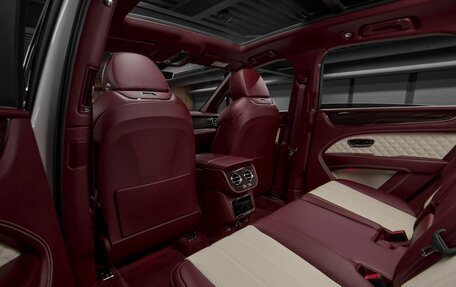 Bentley Bentayga I, 2022 год, 25 000 000 рублей, 25 фотография