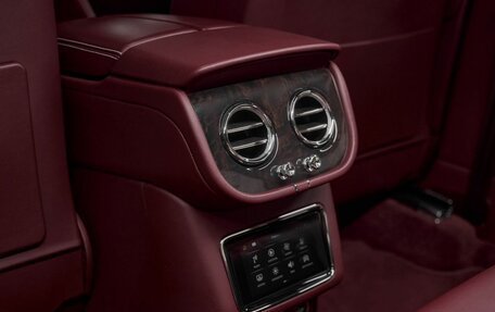 Bentley Bentayga I, 2022 год, 25 000 000 рублей, 26 фотография