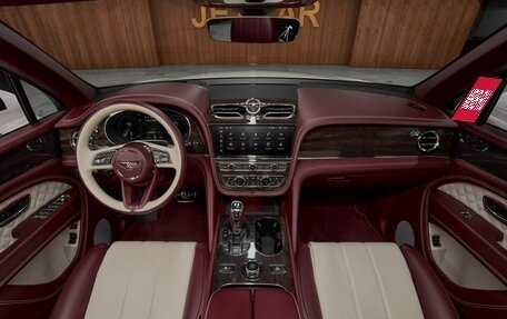 Bentley Bentayga I, 2022 год, 25 000 000 рублей, 29 фотография