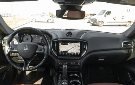 Maserati Ghibli, 2022 год, 4 810 000 рублей, 10 фотография