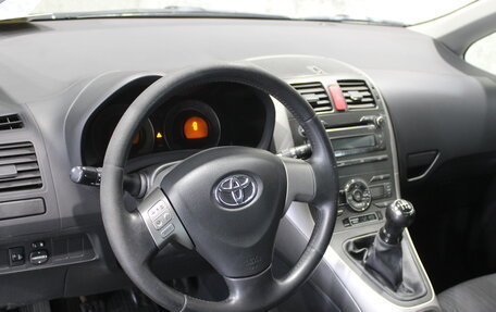 Toyota Auris II, 2008 год, 695 000 рублей, 10 фотография