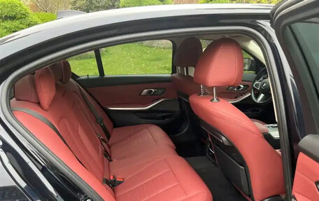 BMW 3 серия, 2020 год, 2 435 000 рублей, 12 фотография