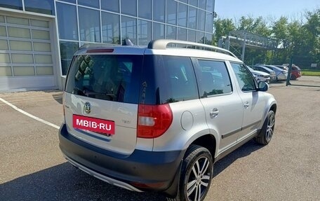Skoda Yeti I рестайлинг, 2013 год, 1 019 000 рублей, 5 фотография