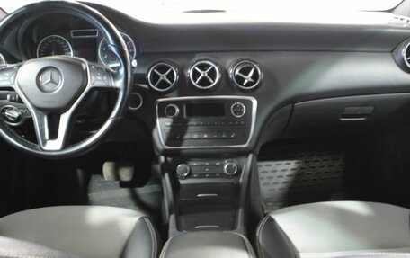 Mercedes-Benz A-Класс, 2013 год, 1 247 000 рублей, 14 фотография
