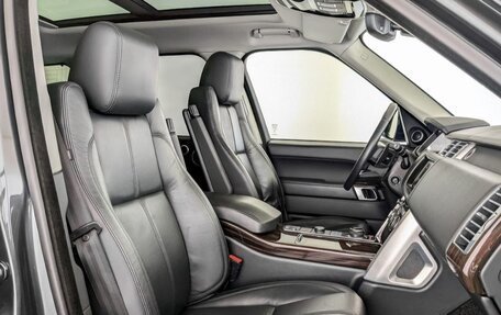 Land Rover Range Rover IV рестайлинг, 2017 год, 4 700 000 рублей, 10 фотография