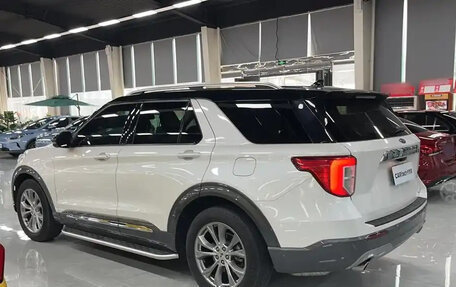 Ford Explorer VI, 2021 год, 3 250 000 рублей, 6 фотография