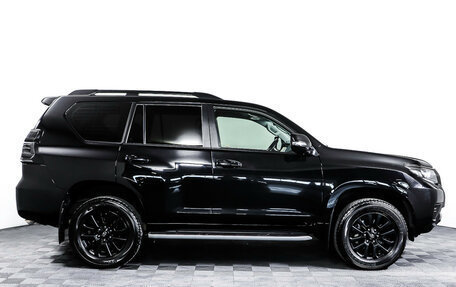 Toyota Land Cruiser Prado 150 рестайлинг 2, 2021 год, 6 277 000 рублей, 4 фотография