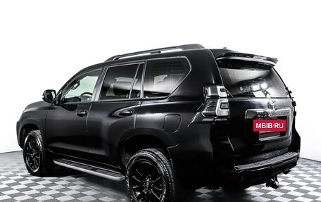 Toyota Land Cruiser Prado 150 рестайлинг 2, 2021 год, 6 277 000 рублей, 7 фотография
