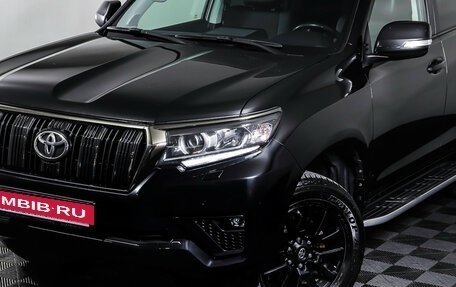 Toyota Land Cruiser Prado 150 рестайлинг 2, 2021 год, 6 277 000 рублей, 26 фотография