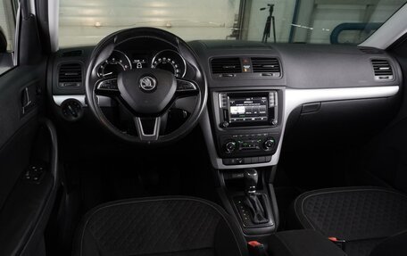 Skoda Yeti I рестайлинг, 2016 год, 1 449 000 рублей, 6 фотография