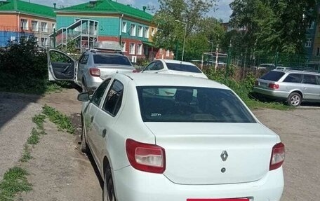 Renault Logan II, 2016 год, 300 000 рублей, 5 фотография