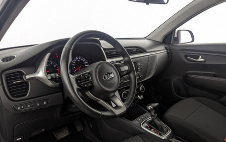 KIA Rio IV, 2021 год, 1 790 000 рублей, 15 фотография