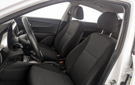 KIA Rio IV, 2021 год, 1 790 000 рублей, 20 фотография