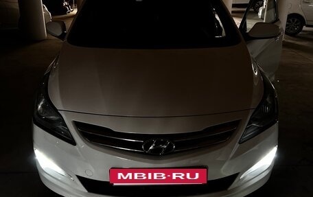 Hyundai Solaris II рестайлинг, 2014 год, 900 000 рублей, 11 фотография