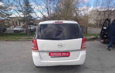 Opel Zafira B, 2012 год, 500 000 рублей, 13 фотография