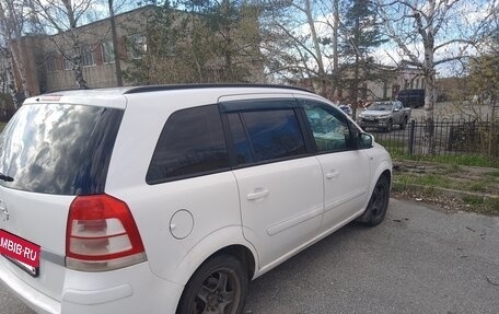 Opel Zafira B, 2012 год, 500 000 рублей, 12 фотография