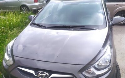 Hyundai Solaris II рестайлинг, 2012 год, 870 000 рублей, 1 фотография
