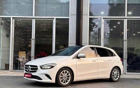 Mercedes-Benz B-Класс, 2022 год, 2 193 000 рублей, 1 фотография