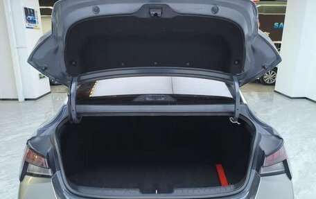 Hyundai Elantra, 2022 год, 1 590 000 рублей, 14 фотография