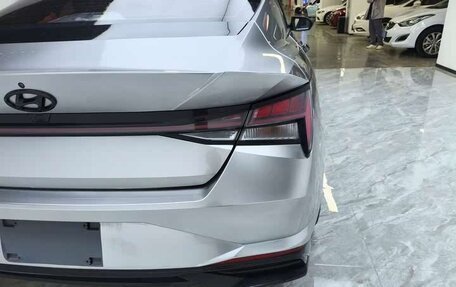 Hyundai Elantra, 2022 год, 1 590 000 рублей, 13 фотография