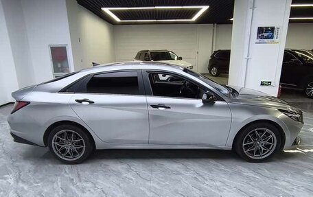 Hyundai Elantra, 2022 год, 1 590 000 рублей, 16 фотография