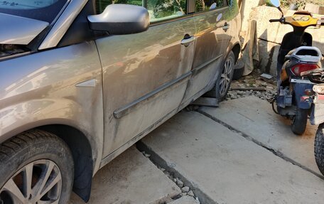 Renault Scenic III, 2009 год, 200 000 рублей, 2 фотография