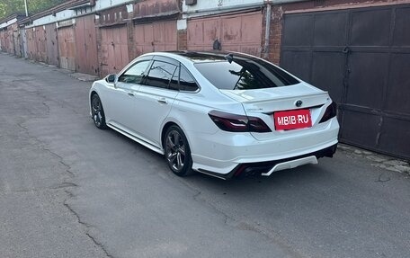 Toyota Crown, 2018 год, 3 100 000 рублей, 4 фотография