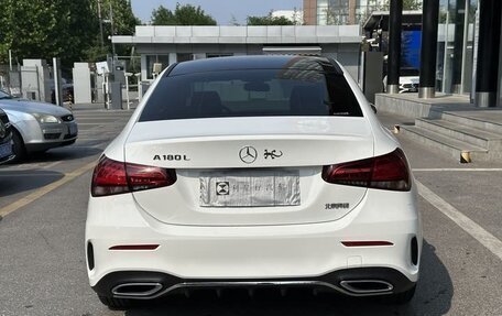 Mercedes-Benz A-Класс, 2022 год, 1 773 000 рублей, 6 фотография