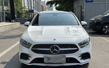 Mercedes-Benz A-Класс, 2022 год, 1 773 000 рублей, 2 фотография
