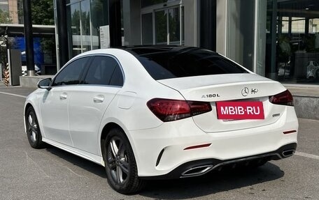 Mercedes-Benz A-Класс, 2022 год, 1 773 000 рублей, 3 фотография