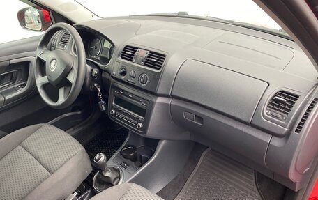 Skoda Fabia II, 2013 год, 650 000 рублей, 9 фотография