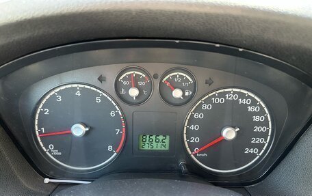 Ford Focus II рестайлинг, 2005 год, 321 000 рублей, 11 фотография