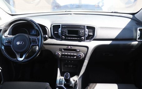KIA Sportage IV рестайлинг, 2018 год, 1 859 000 рублей, 15 фотография