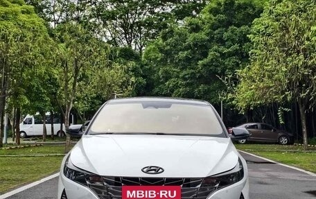 Hyundai Elantra, 2022 год, 1 300 000 рублей, 5 фотография