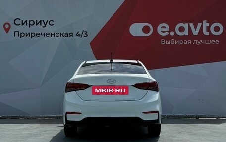 Hyundai Solaris II рестайлинг, 2018 год, 820 000 рублей, 5 фотография