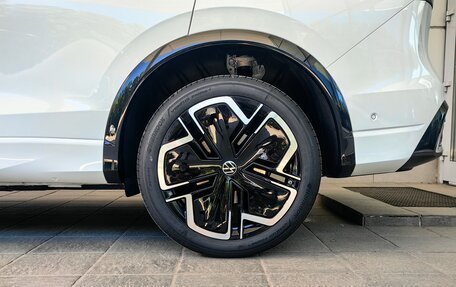 Volkswagen Tiguan, 2024 год, 4 790 000 рублей, 8 фотография