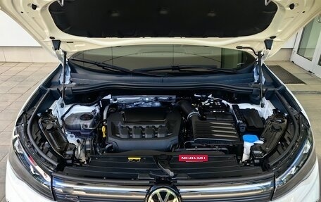 Volkswagen Tiguan, 2024 год, 4 790 000 рублей, 15 фотография