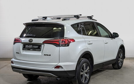 Toyota RAV4, 2019 год, 2 480 000 рублей, 5 фотография