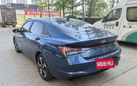 Hyundai Elantra, 2022 год, 1 600 000 рублей, 12 фотография