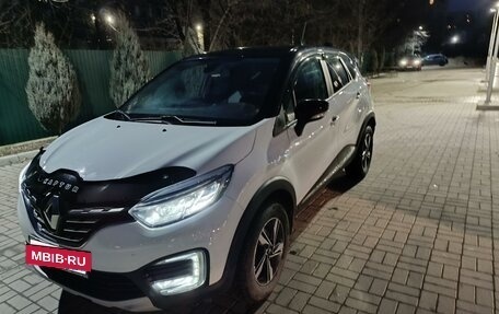 Renault Kaptur I рестайлинг, 2020 год, 1 930 000 рублей, 2 фотография
