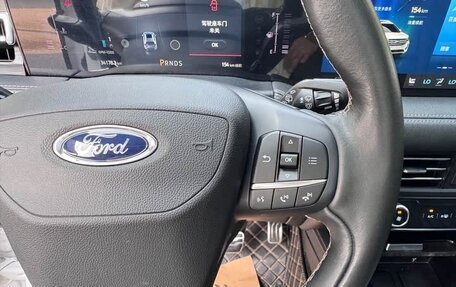 Ford Edge II рестайлинг, 2021 год, 2 450 000 рублей, 20 фотография